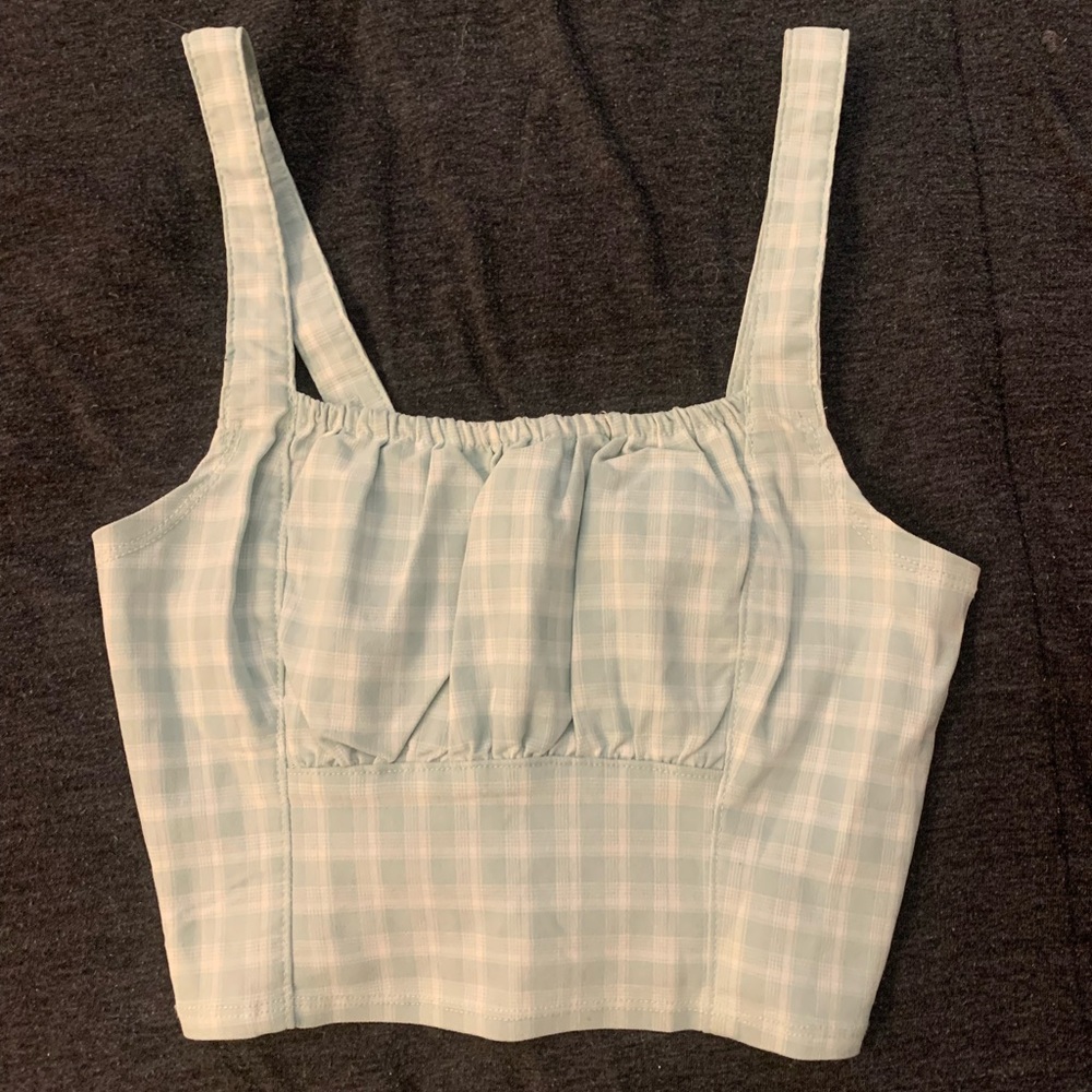 Mint / light green plaid crop top from Hollister in size small , high rise